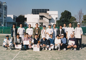 ポスドク時代。岡崎国立共同研究機構のテニス大会